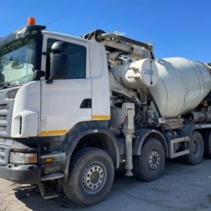 foto pumi 32m pump+mixer concrete CIFA 8x4 Scania