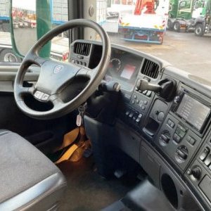 foto 8x2 Scania R400 + Palfinger 44tm